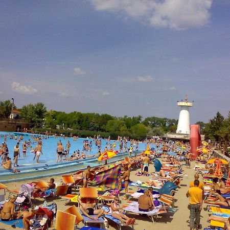Major Street Apartman Apartment Hajduszoboszlo Ngoại thất bức ảnh