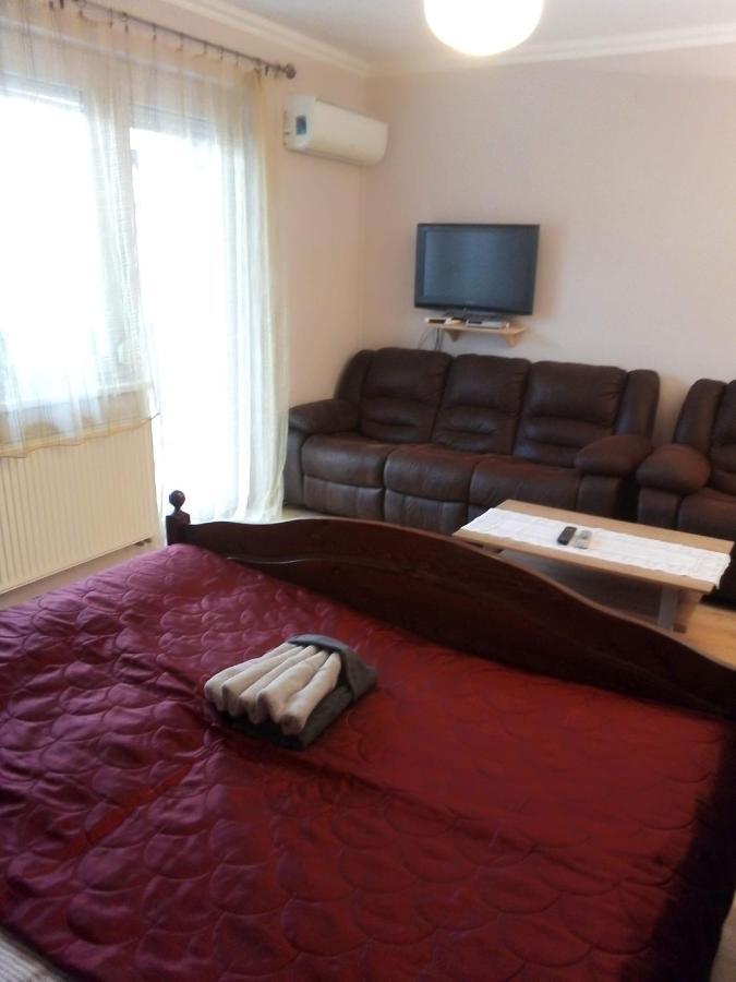Major Street Apartman Apartment Hajduszoboszlo Ngoại thất bức ảnh